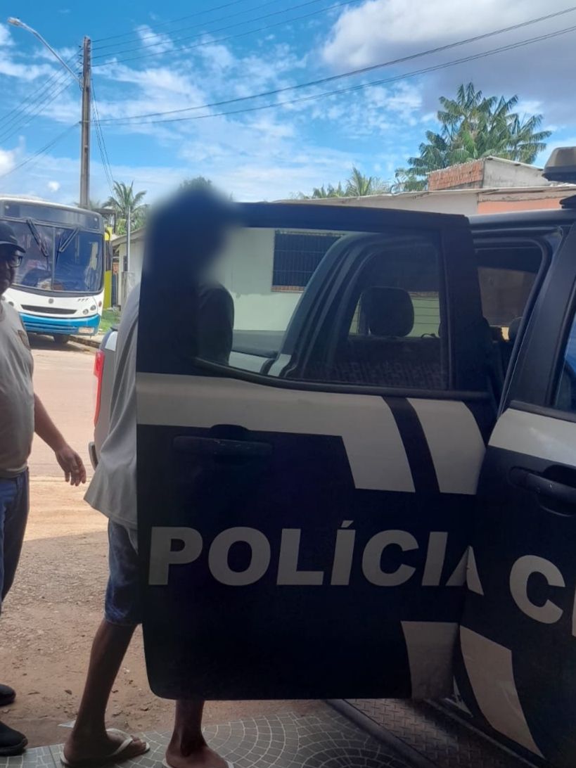 Polícia Civil prende jovem e apreende adolescente por estupro coletivo